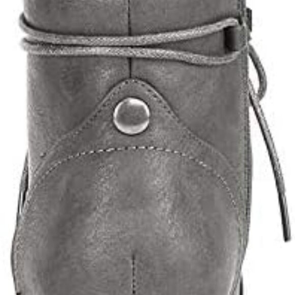 Women's Lace Up Combat Ankle Booties - Picture 2 of 9